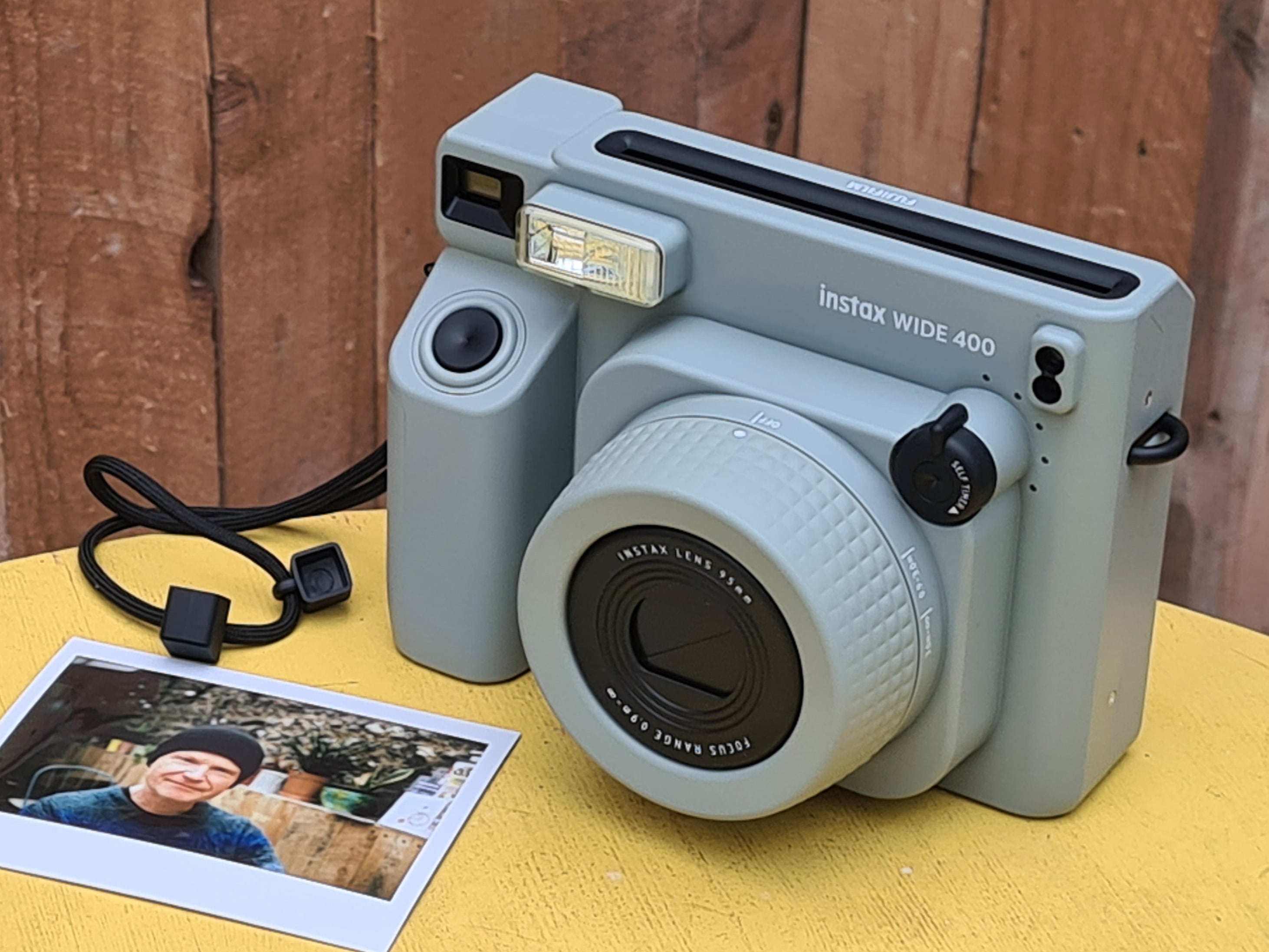 fujifilm-instax-wide-400-hero-1