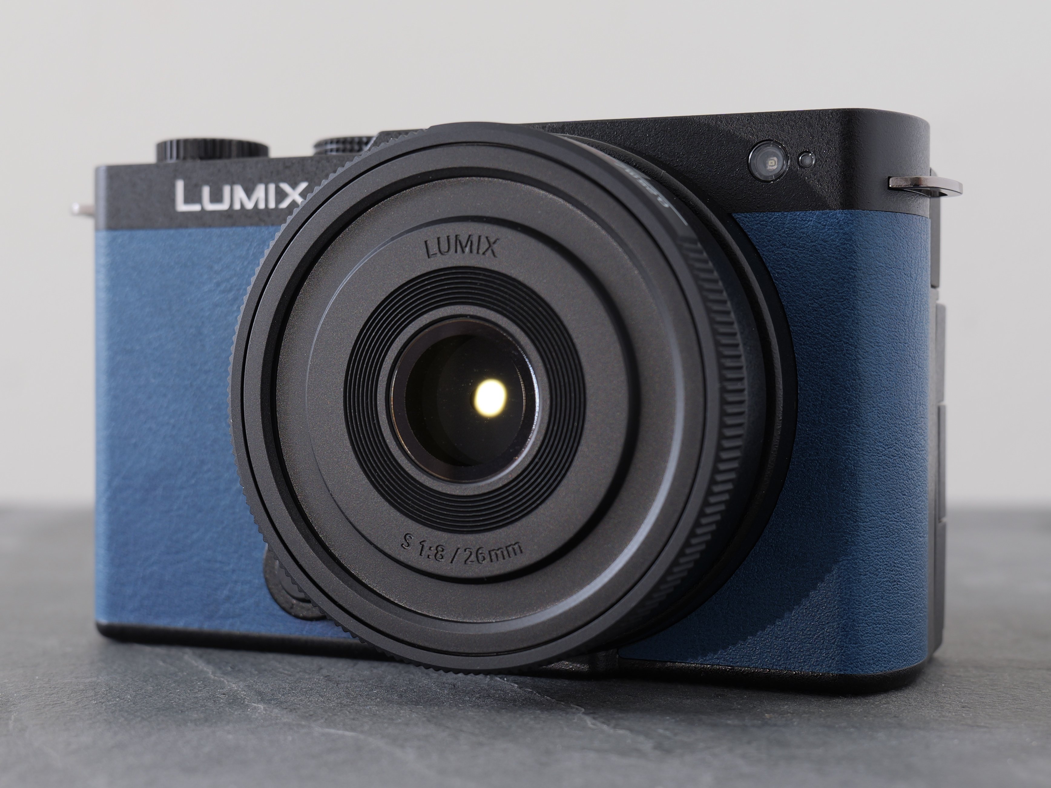 panasonic-lumix-s9-hero-1