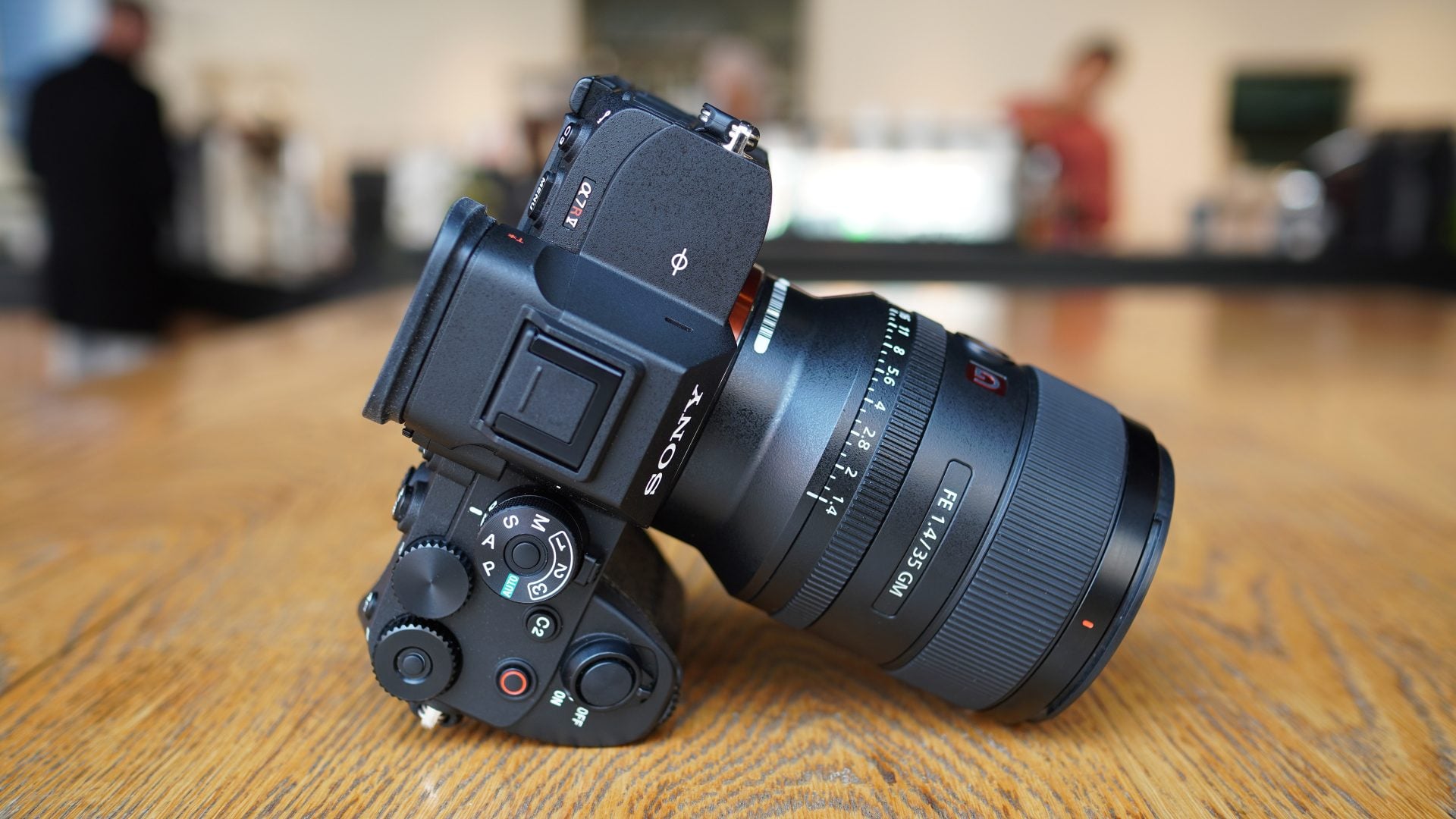 sony-a7r-v-header-3